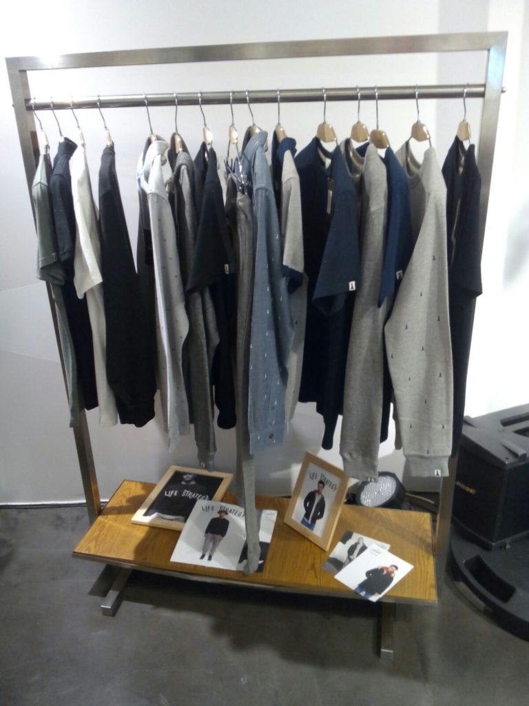 Vogue Fashion Night Out Tiwel ropa
