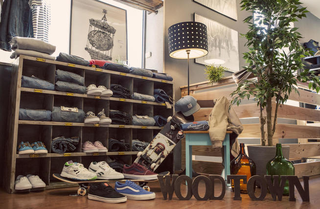 woodtown store vigo