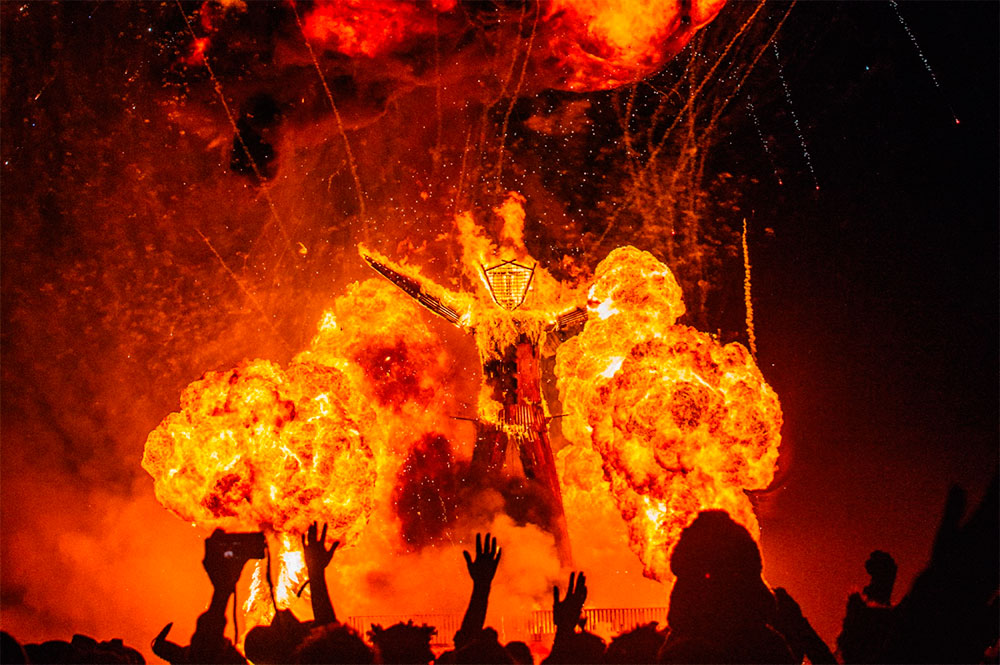 Burning Man fuego festival