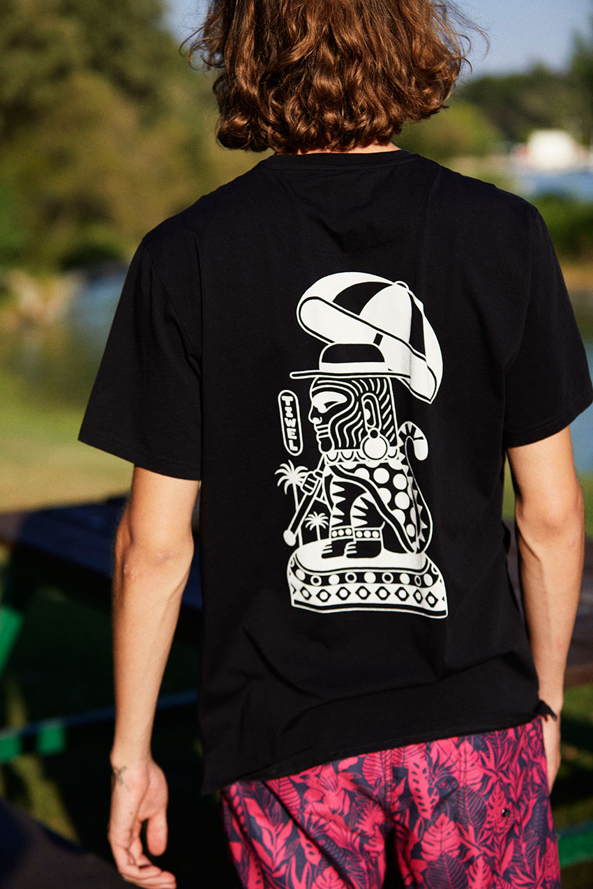 Camiseta Bene-Monkey Black by Bene Rohlmann 06 Camiseta Bene-Monkey Black by Bene Rohlmann 06