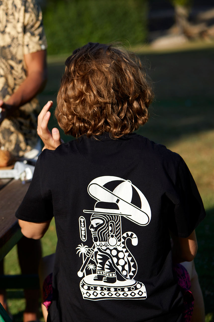 Camiseta Bene-Monkey Black by Bene Rohlmann 09 Camiseta Bene-Monkey Black by Bene Rohlmann 09
