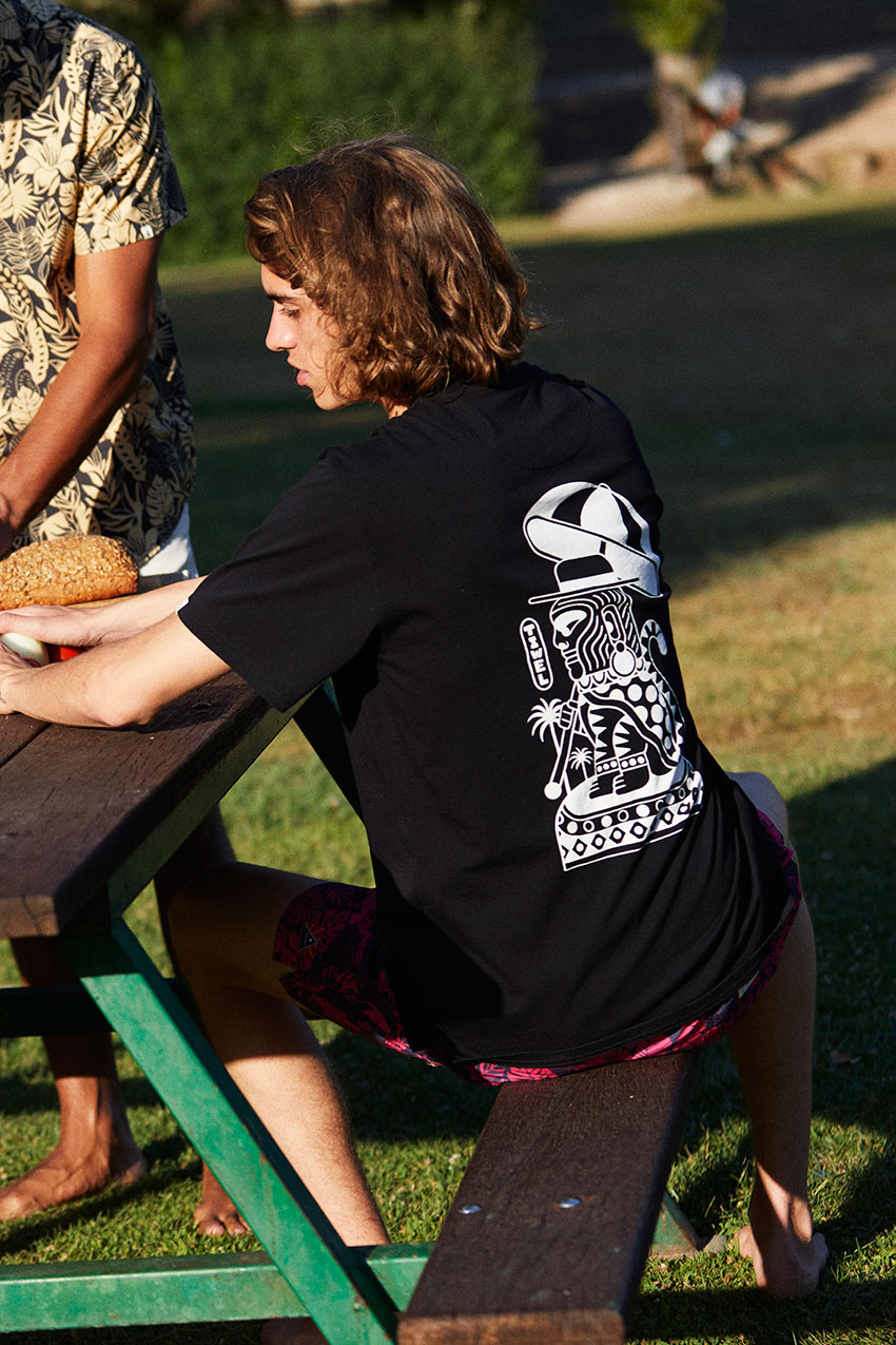Camiseta Bene-Monkey Black by Bene Rohlmann 10 Camiseta Bene-Monkey Black by Bene Rohlmann 10