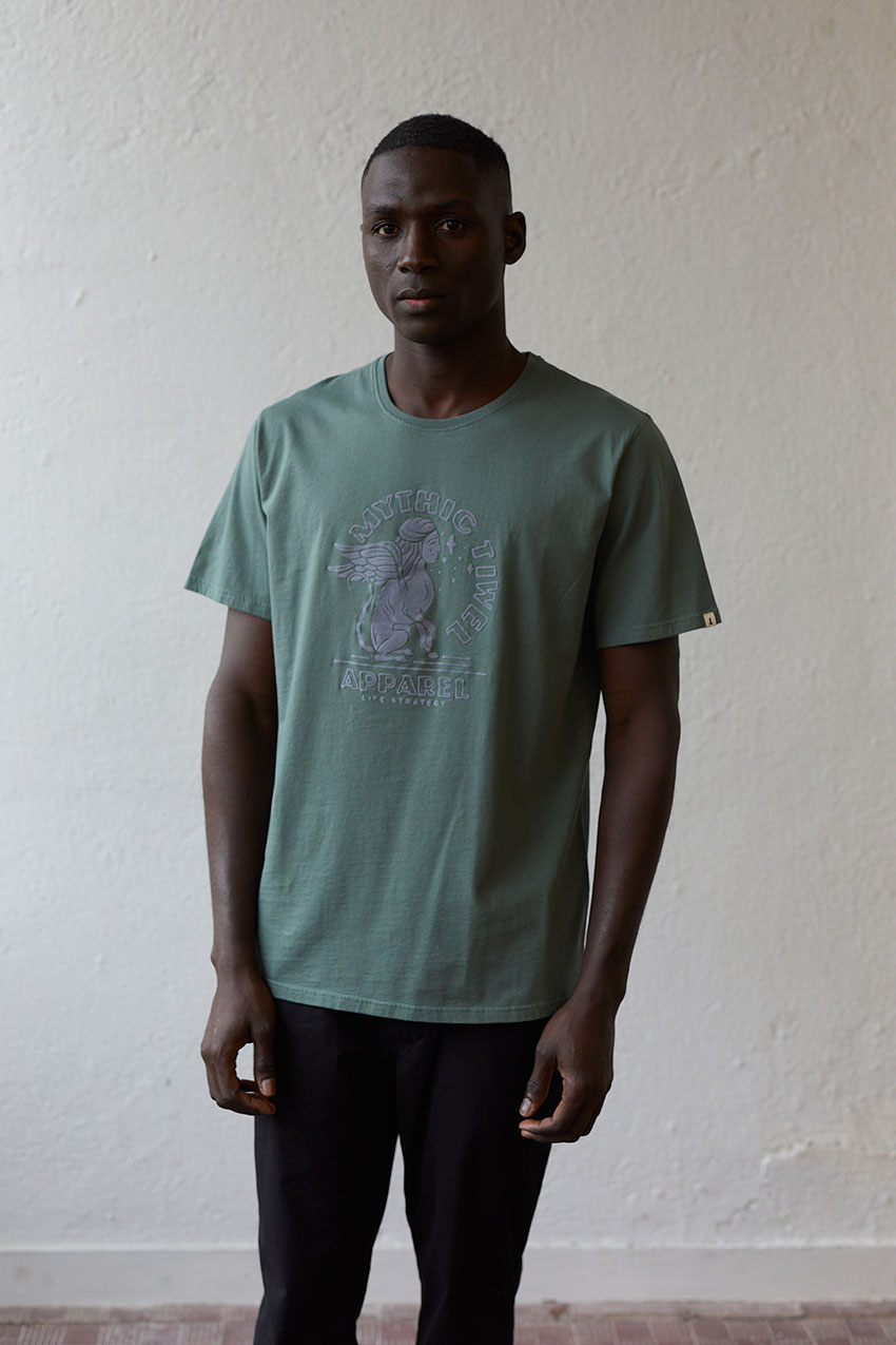 Camiseta Con-Sphinx Consume Design Laurel Wreath 04