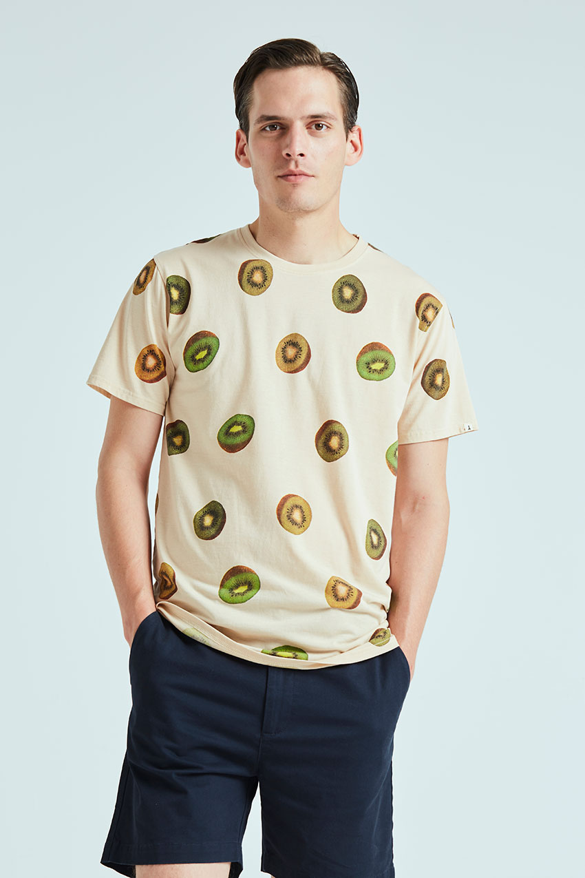 Camiseta-Kiwi-Tiwel-bleached-sand-03 Camiseta-Kiwi-Tiwel-bleached-sand-03