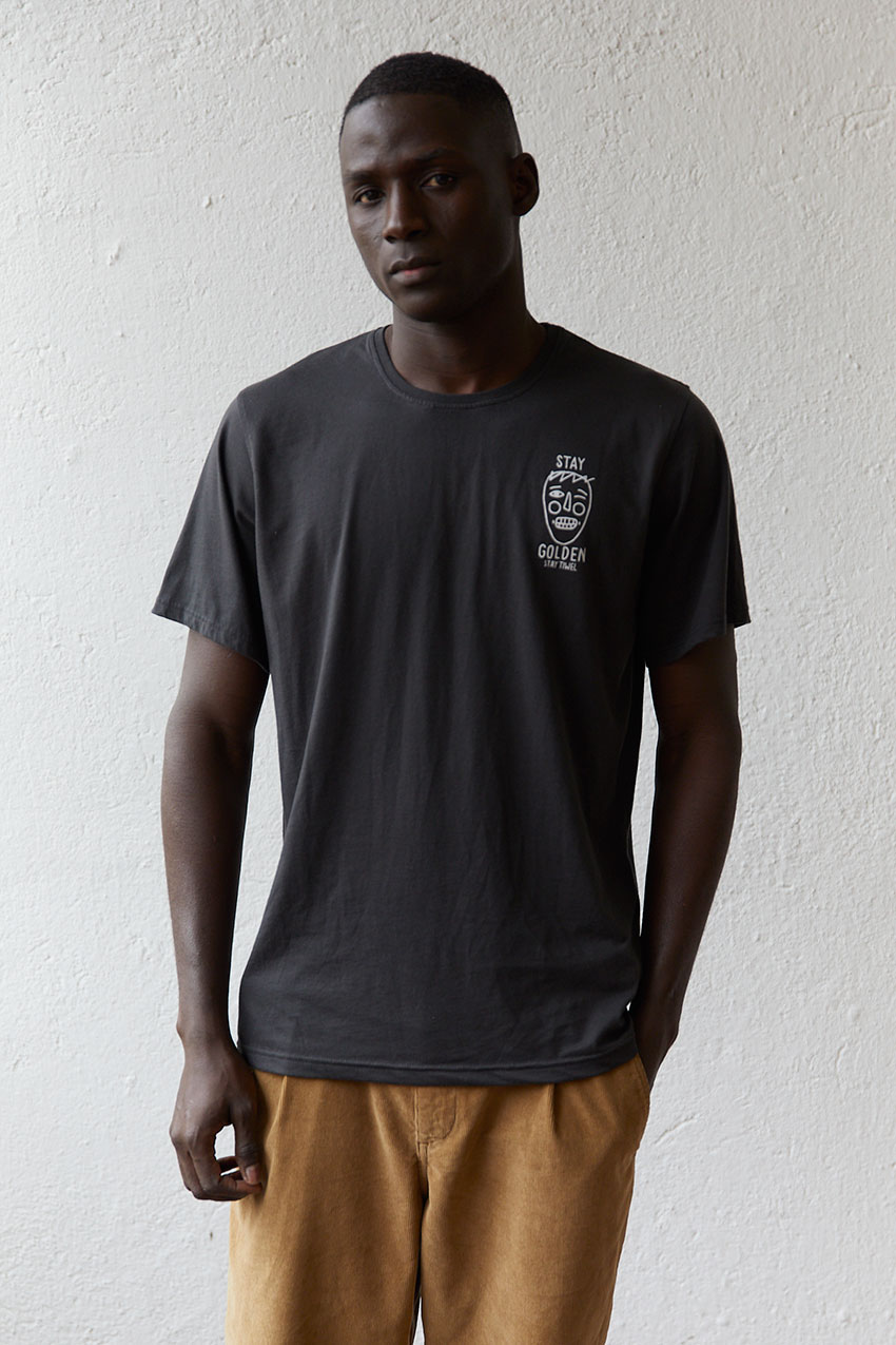 Camiseta Mug Black 06 Camiseta Mug Black 06