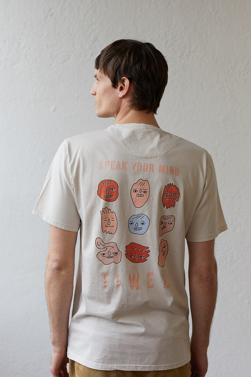 Camiseta Speak Mind 06