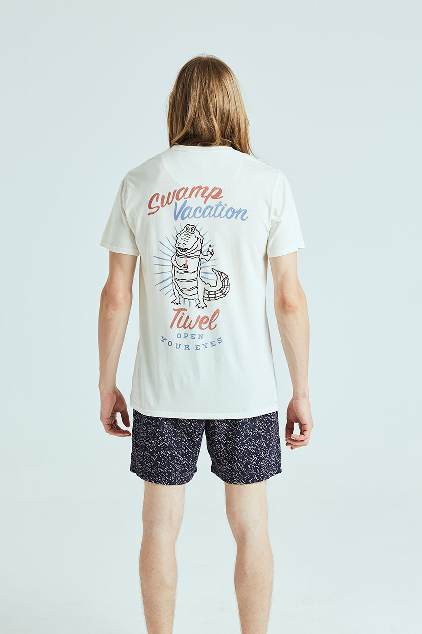 Camiseta Vacation Tiwel off white 02 Camiseta Vacation Tiwel off white 02