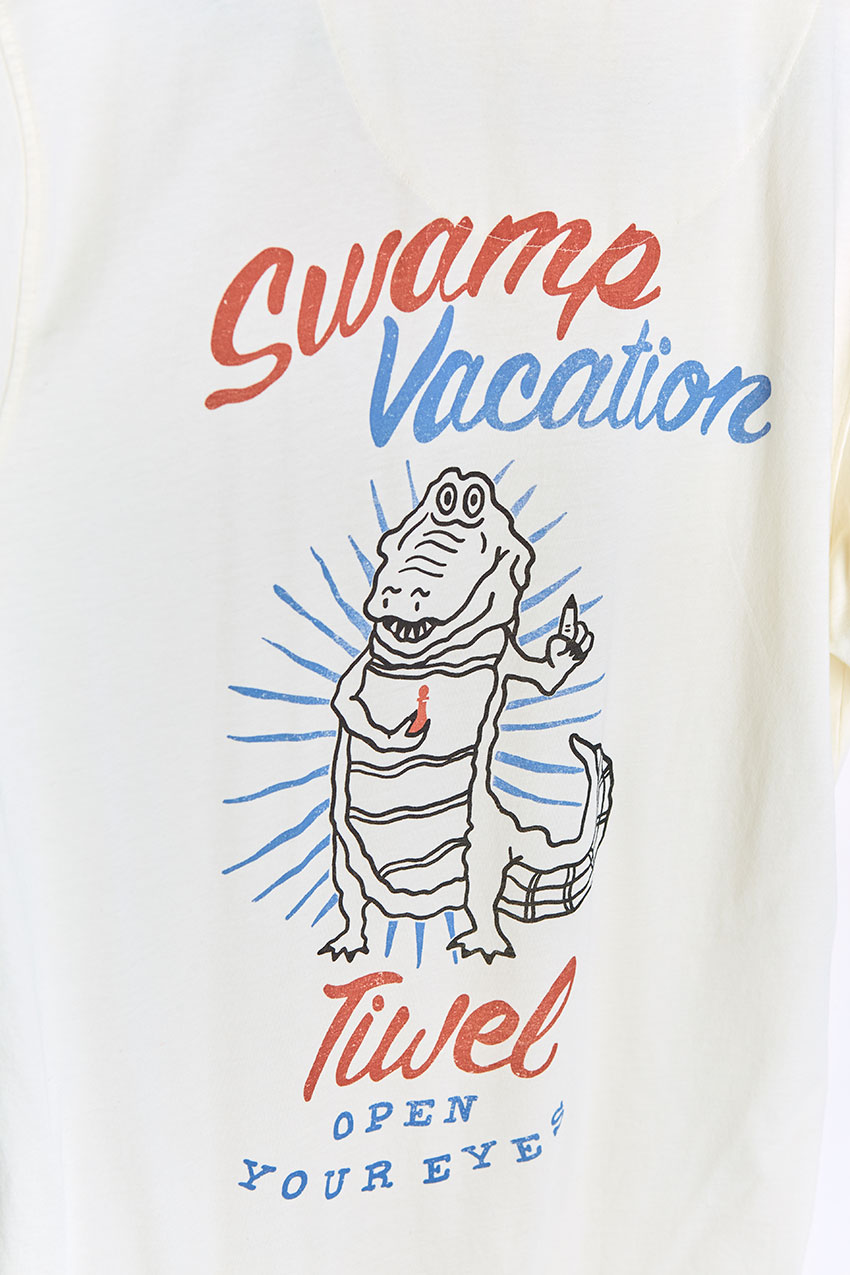 Camiseta Vacation Tiwel off white 04 Camiseta Vacation Tiwel off white 04