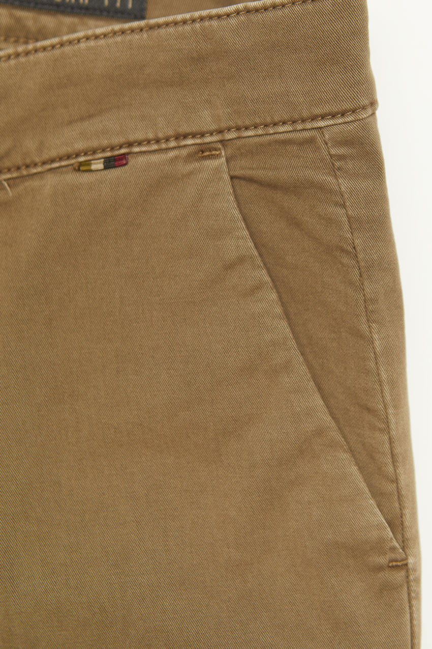 Pantalón Nara Tiwel light khaki 06 Pantalón Nara Tiwel light khaki 06