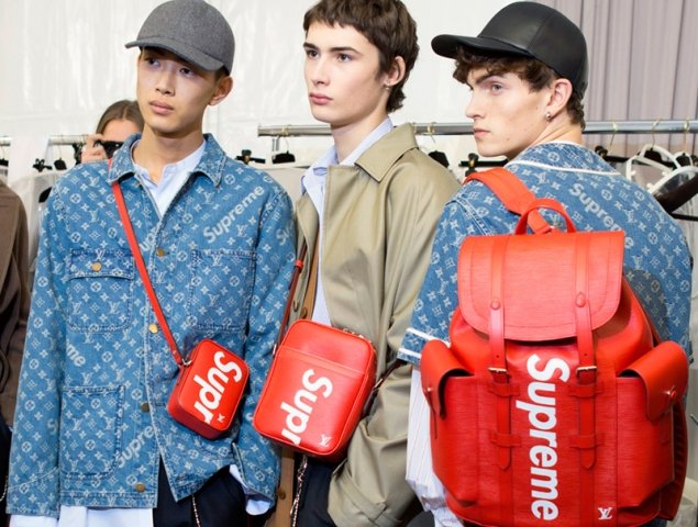 supreme historia