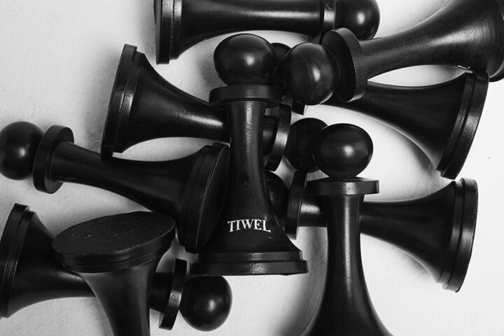 peones-tiwel-madera