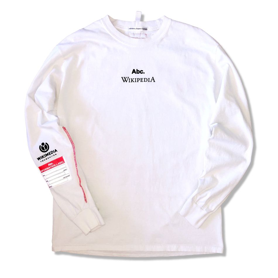 Wikipedia y Supreme